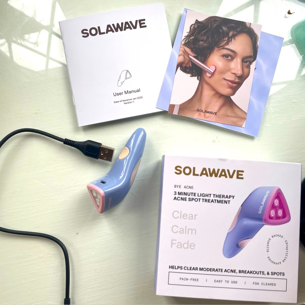 NIB SOLAWAVE- 3 minute Light Therapy Acne Spot Treatment